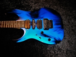 Lefty Satriani Airbrush by Cam Custom Candy