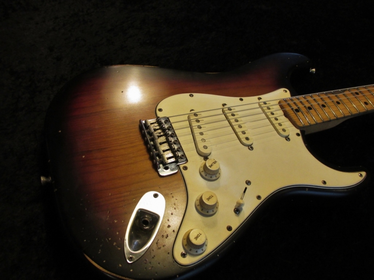 70&#039;s Fender Stratocaster Repaint 3-Tone Sunburst Re-Fret Jumbo&#039;s Relic Nitro